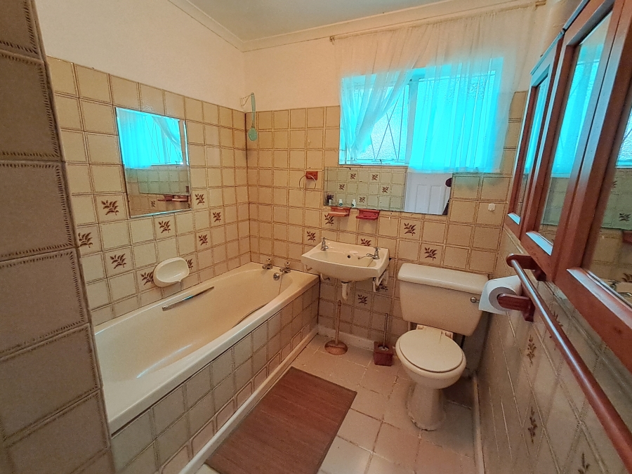 4 Bedroom Property for Sale in Mosel Eastern Cape